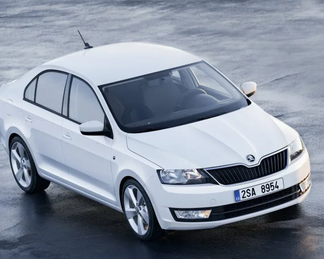 Skoda Rapid 1.2 TSI MT Active — 24