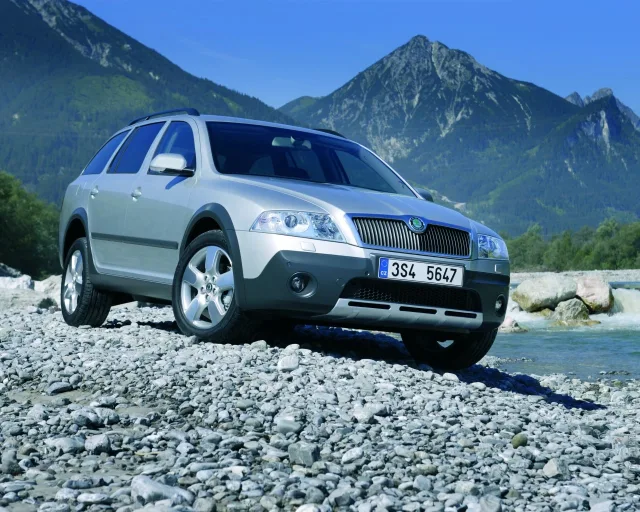 Skoda Octavia A5 Combi Scout 2007 station wagon — 8