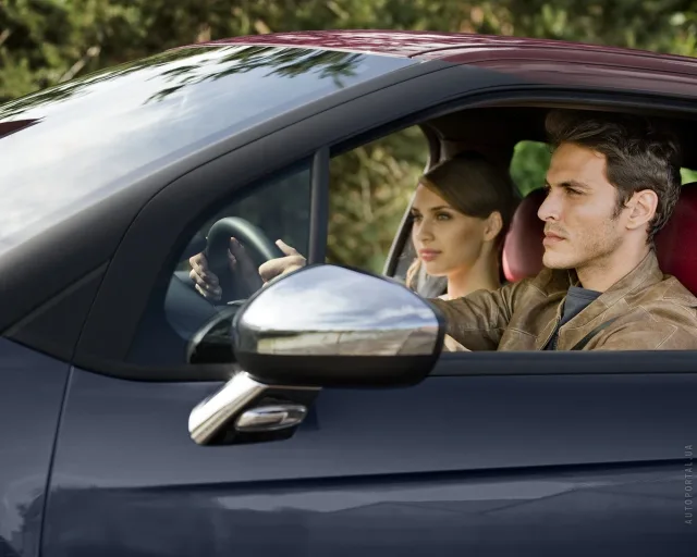 Citroen DS3 хетчбек — 3