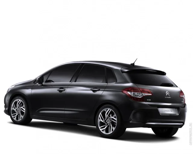 Citroen C4 1.6D MT Attraction — 10