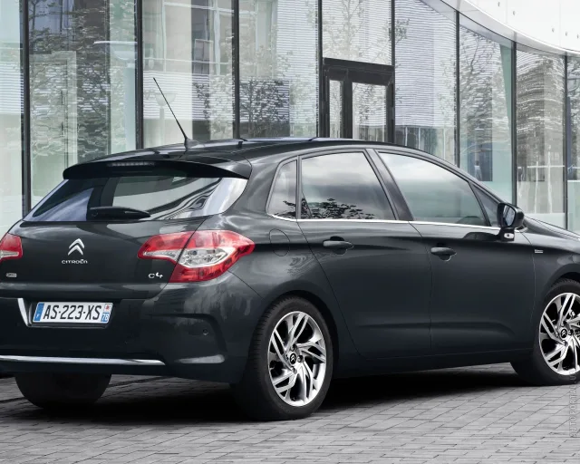 Citroen C4 1.6D MT Attraction — 2