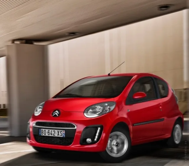 Citroen C1 3d 1.0i AT Tendance — 4