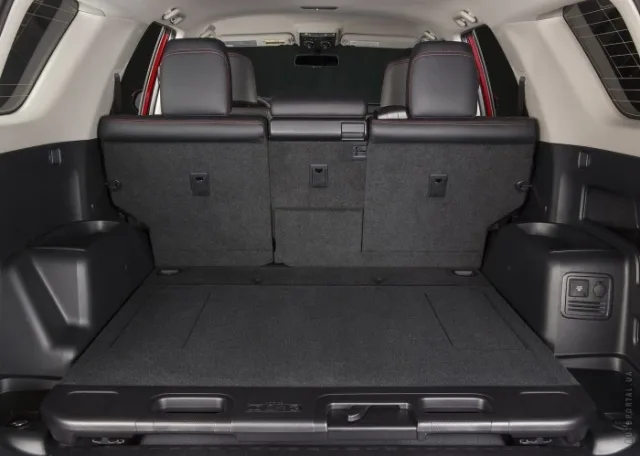 Toyota 4Runner 4.0 AT — 7