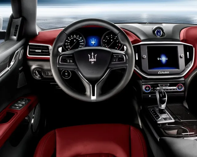 Maserati Ghibli 3.0D AT — 8