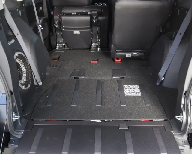 Mitsubishi Outlander XL кросовер — 3