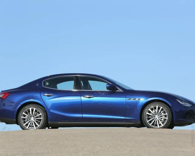 Maserati Ghibli 3.0D AT — 25