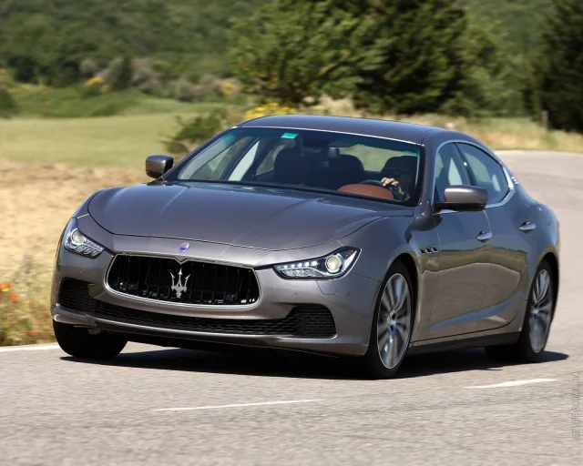 Maserati Ghibli 3.0D AT — 16