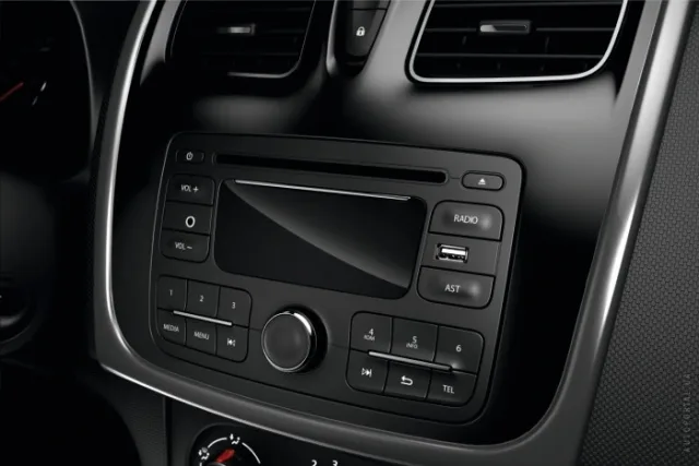 Renault Logan 1.6 AT Expression — 24