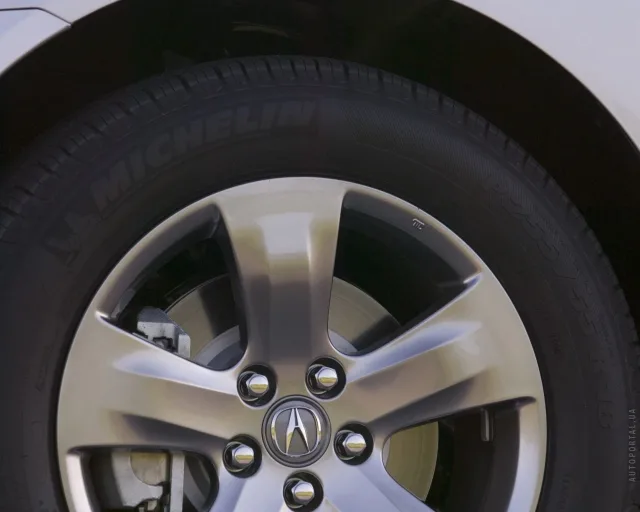 Acura MDX crossover — 6