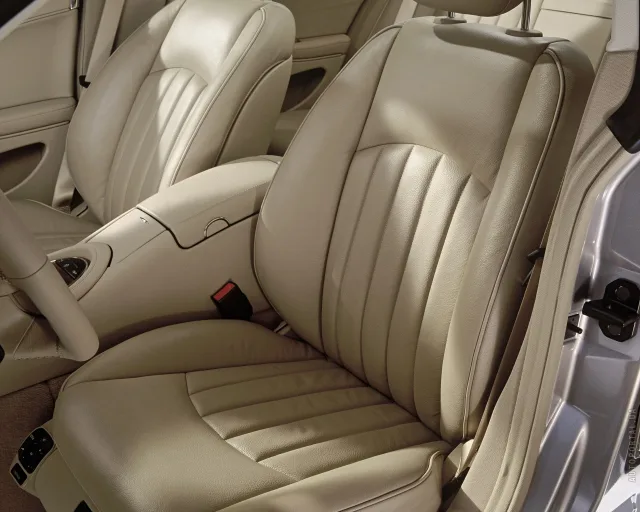 Mercedes-Benz CLS 500 AT — 22