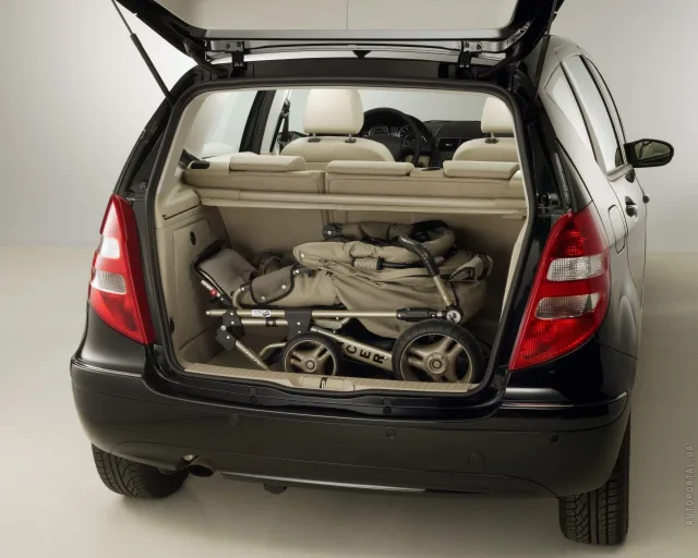 Mercedes-Benz A-Class 2004 (Мерседес Бенц А-класс) микровэн — 14