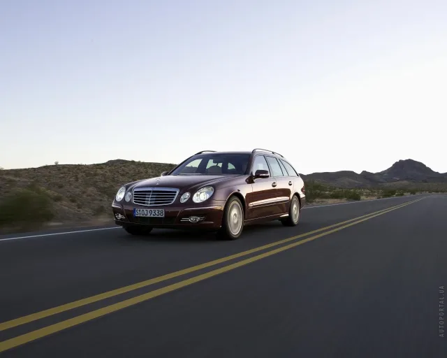 Mercedes-Benz E 320 CDI Wagon MT — 12
