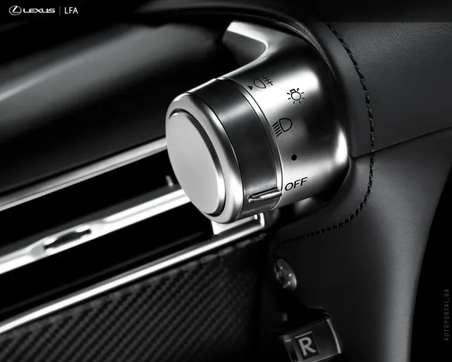 Lexus LFA спорткар — 9