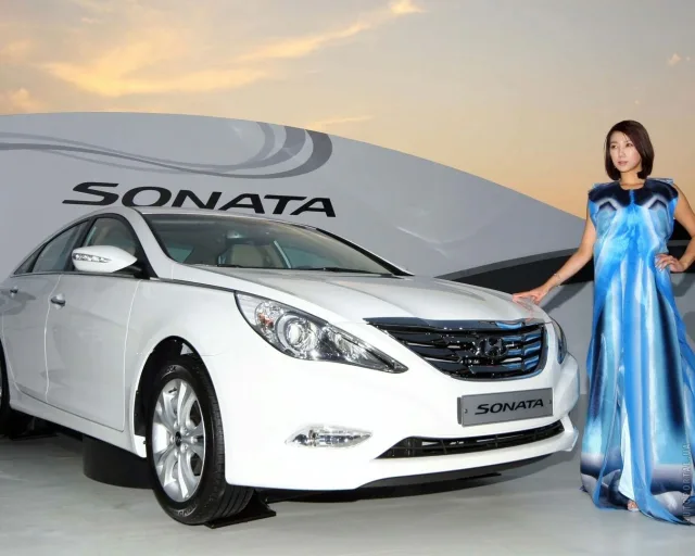 Hyundai Sonata 2.0 MT Express — 21