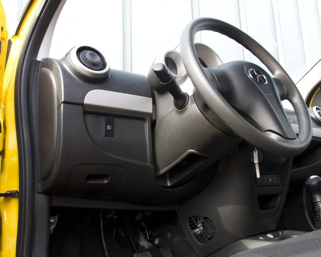 JAC J2 hatchback — 16