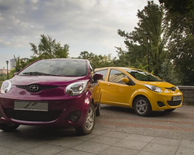 JAC J2 hatchback — 7
