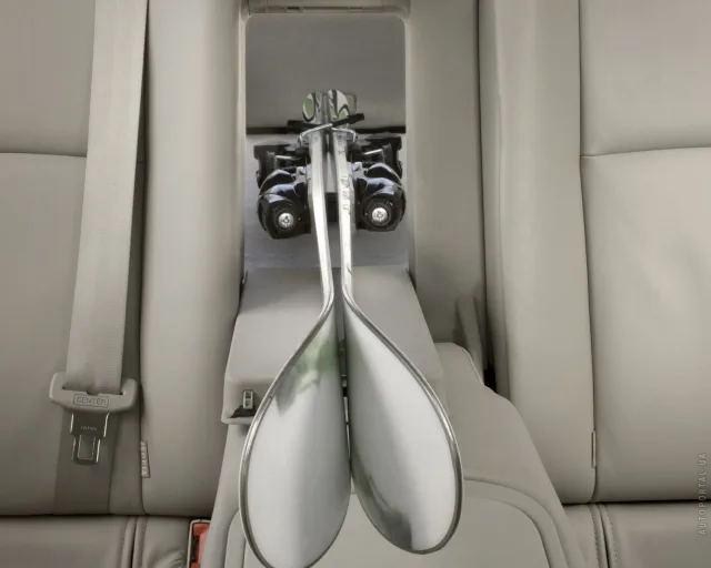 Toyota Avensis Tourer 2009 універсал — 3