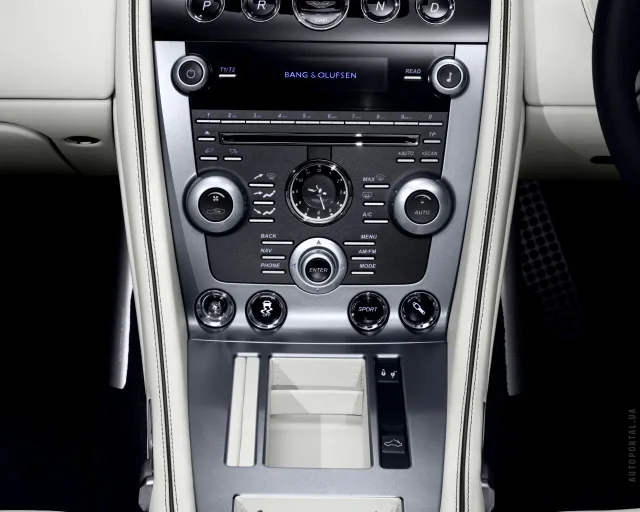 Aston Martin Virage Volante (Астон Мартин Вираж Волант) кабриолет — 9