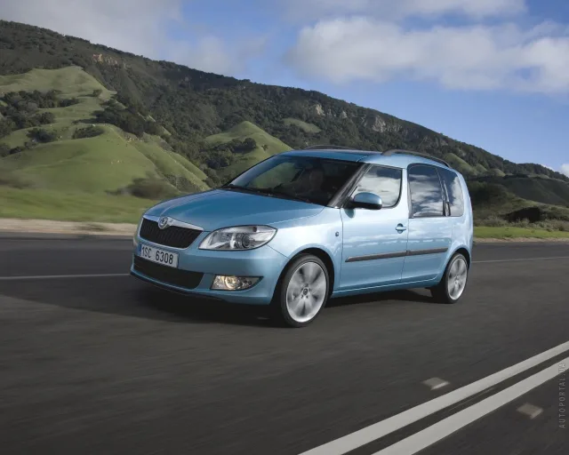 Skoda Roomster 1.6 AT Active — 11