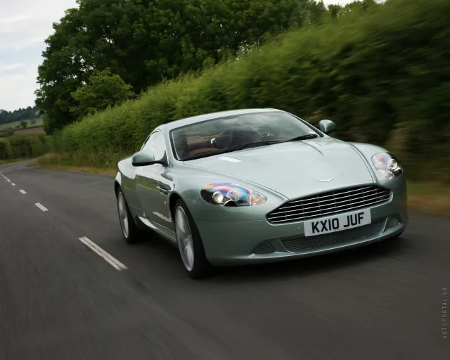 Aston Martin DB9 (Астон Мартин ДБ9) купе — 17