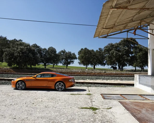 Aston Martin Virage 5.9 AT — 25