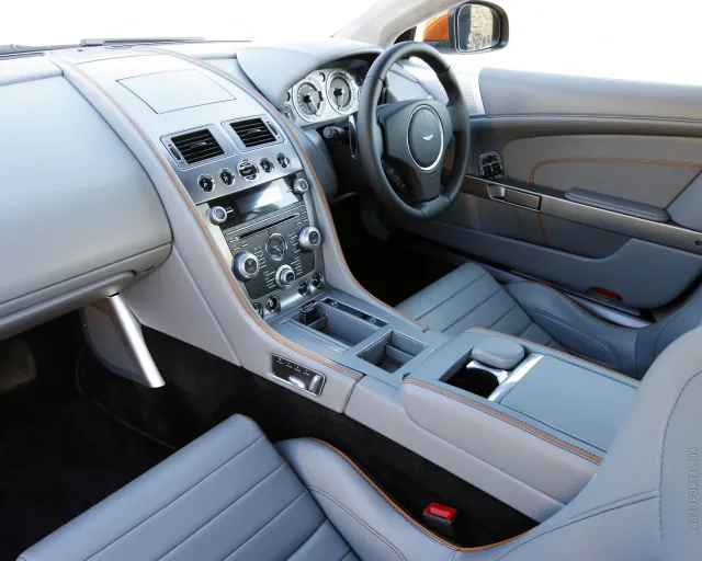 Aston Martin Virage 5.9 AT — 5