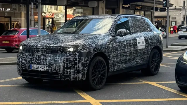 Новий BMW X5 2026 помітили на тестах у Лондоні у камуфляжі