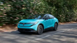 Nissan відминив вихід найдоступнішої версії нового Leaf: які причини