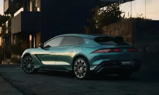 Оновлений  Denza Z9 GT став електромобілем з найдовшим запасом ходу