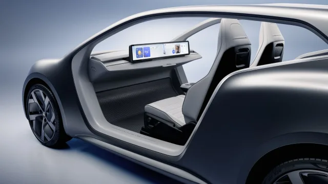 Lucid представив свій варіант Robotaxi — Lunar
