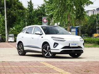 Попит на китайські авто в Україні впав удвічі
