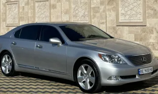 Представницький седан Lexus LS 2007 року з найменшим пробігом по Україні продають в Одесі