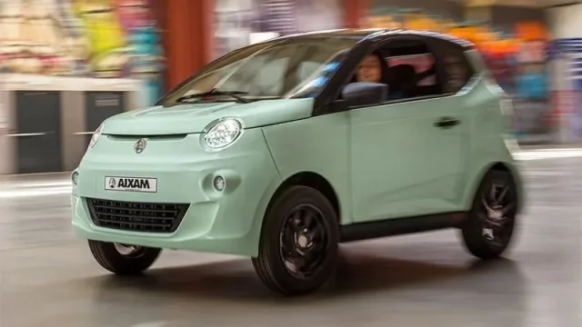 Нове авто для міста представили у Франції: дизель або електро за 10500 євро
