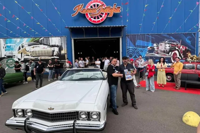 Автомобільний ретро фестиваль Old Car Land пройде у Києві на початку травня 2026