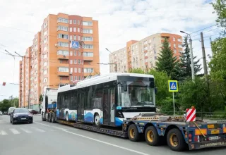 До Тернополя привезли перші нові тролейбуси Електрон Т19102