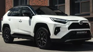 Продажі гібридних авто в Україні зросли ще на 9%: топ-3 моделей