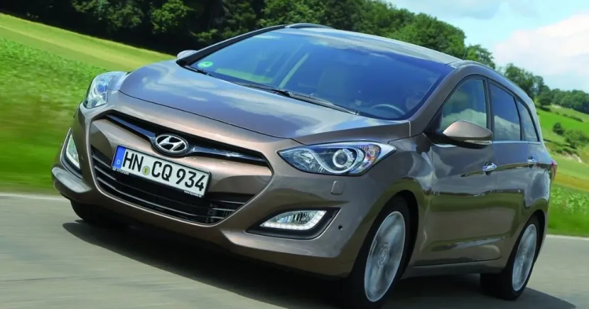 Hyundai i30 II.webp