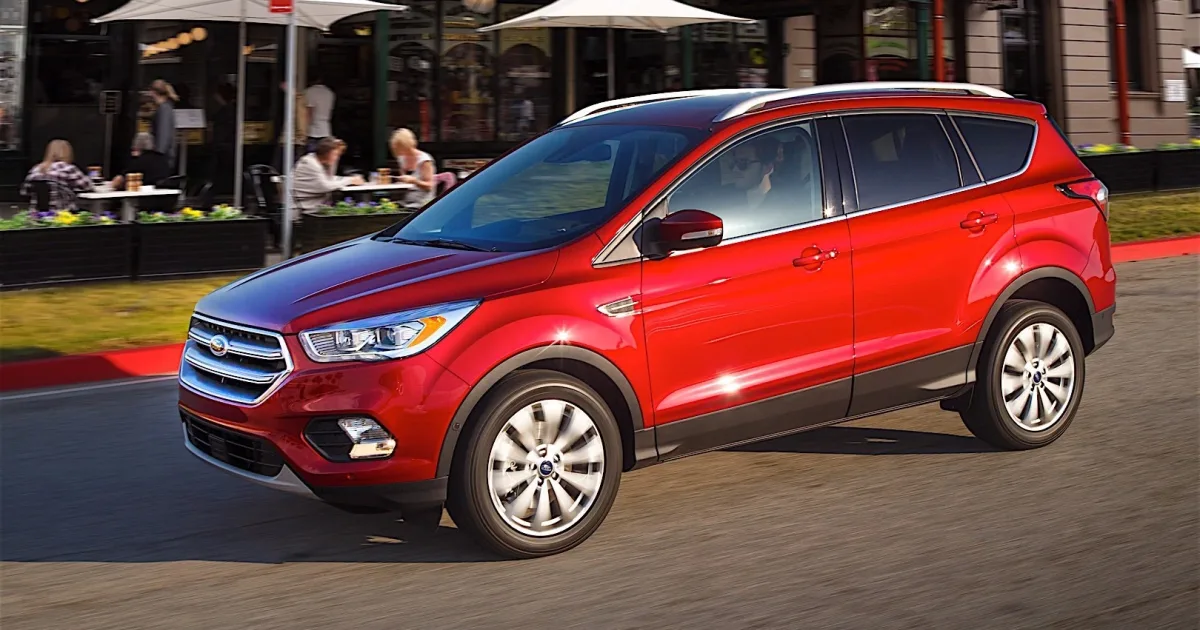 Ford Escape 2016-2019.jpg