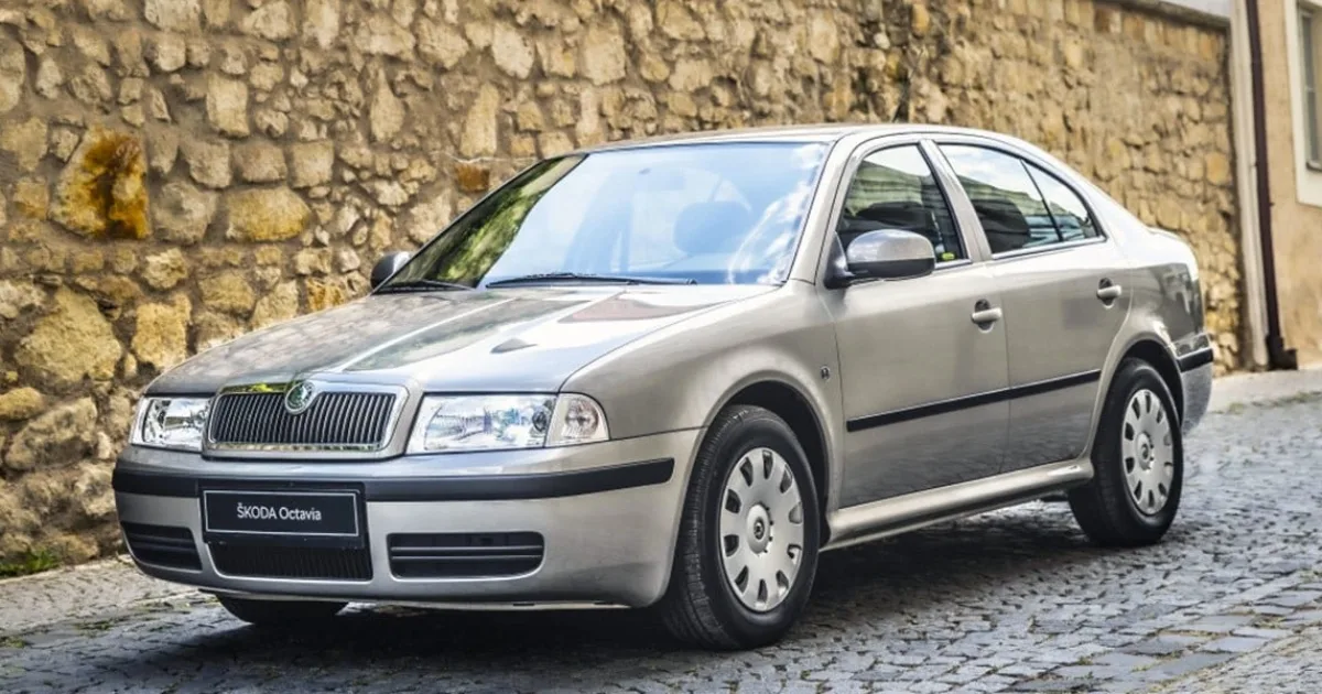 Skoda Octavia Tour.jpg