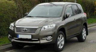 Toyota RAV4 за $10 000: що можна знайти в Україні за ці гроші