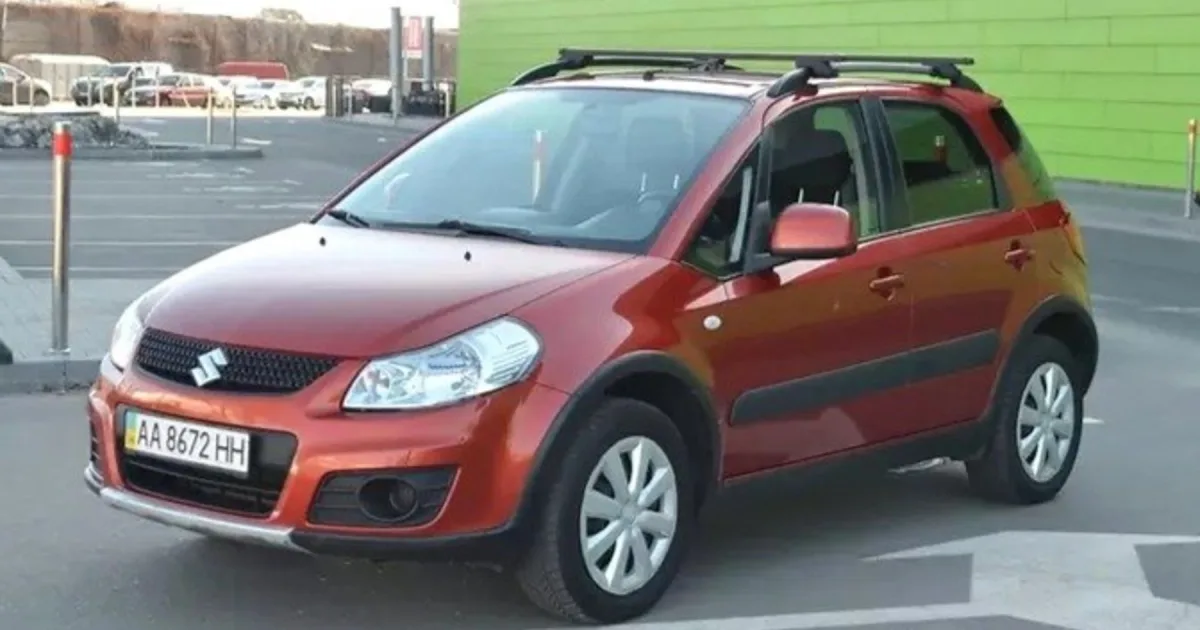 Suzuki SX4 2011.jpg