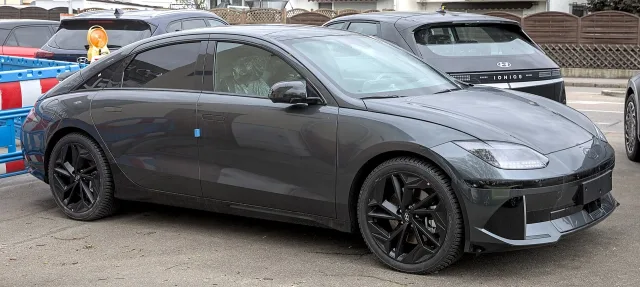 Hyundai Ioniq 6 седан — 2