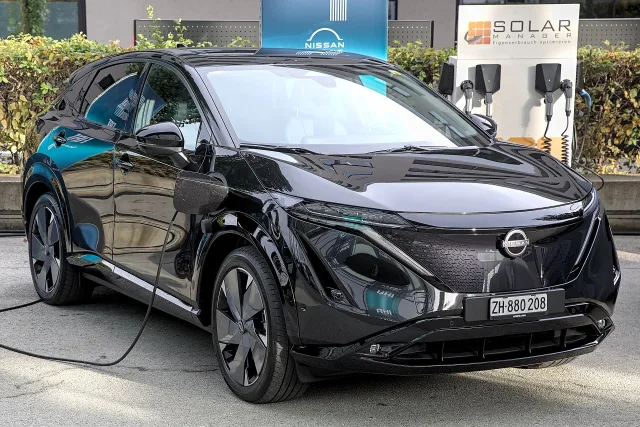 Nissan Ariya кросовер — 5