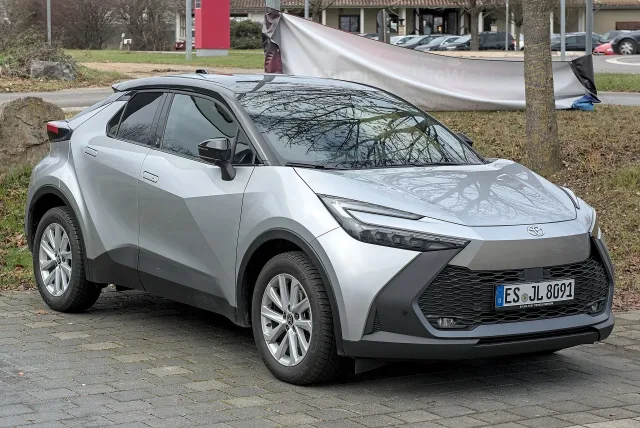 Toyota C-HR II покоління — 5