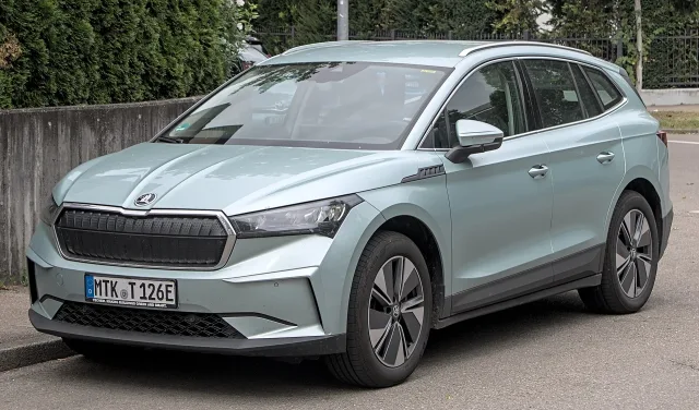 Skoda Enyaq кросовер — 4