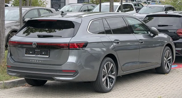 Volkswagen Passat B9 — 5