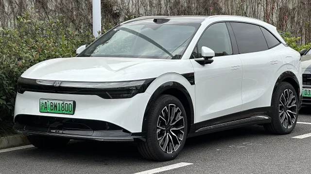 Zeekr 7X кросовер