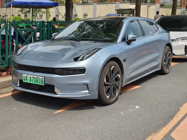 Zeekr 001 shooting brake — 5