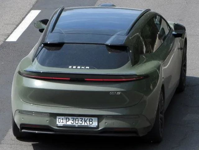 Zeekr 007 GT shooting brake — 3