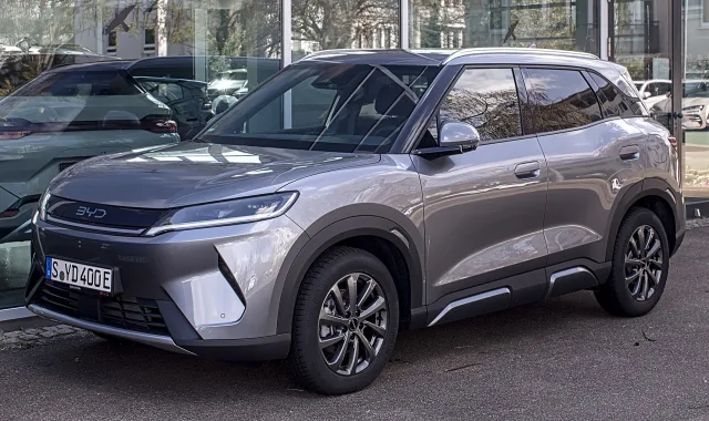 BYD Yuan Up кроссовер — 2